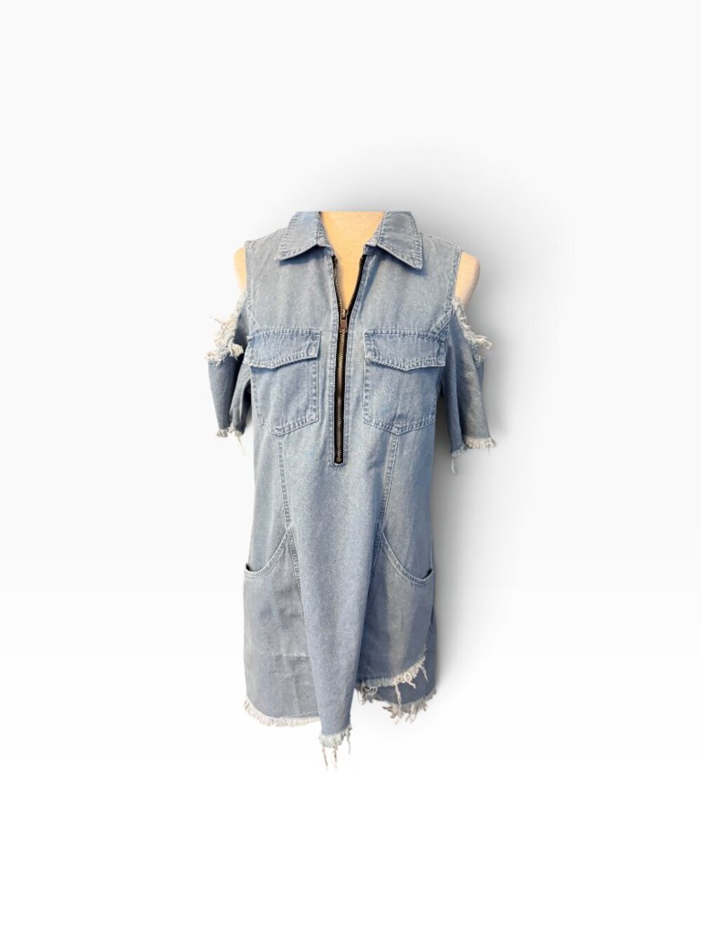 Light wash denim v neck zipper distressed dress cold shoulder Size Medium NEW - Picture 2 of 8